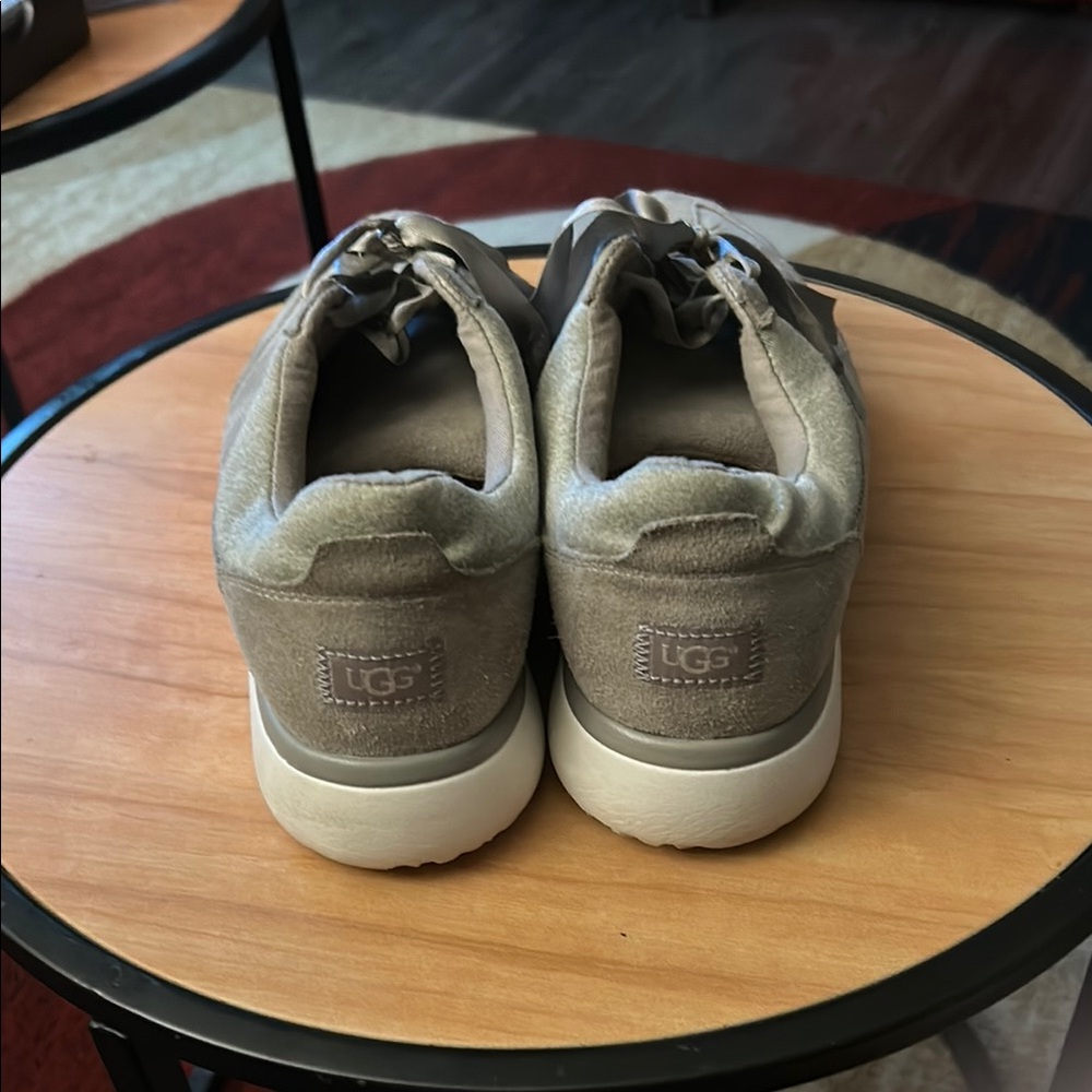 UGG Gray loafer Style Comfort